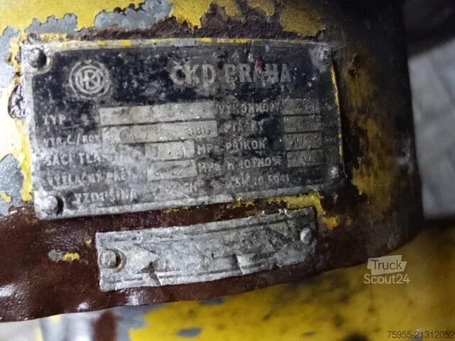 Zuigvoertuig MAN 18.284 6CIL VACUUMTANK TOILET TRUCK,MANUAL POMP