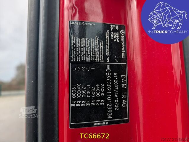 Bâche coulissante Mercedes-Benz Actros 2548