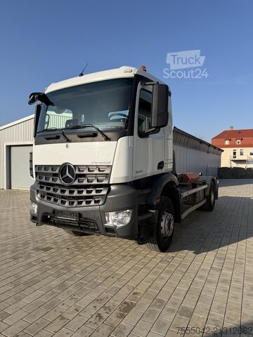 Abrollkipper Mercedes-Benz Actros 1845