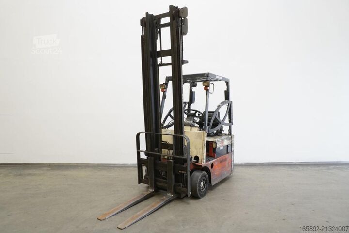 Chariot élévateur Nissan N01L15U