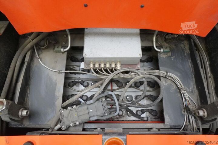 Preparador de encomendas de grande elevação Linde V modular 5213-01