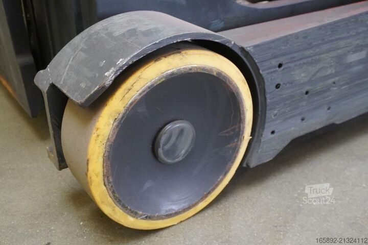 Wózek reach truck Linde R 16 HD 1120