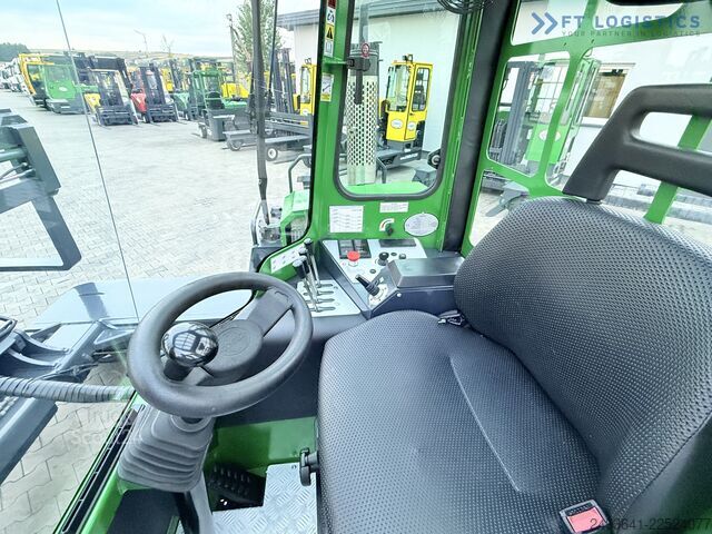 четирипосочен мотокар Combilift C4500 DIESEL DUPLEX WIDE FORK POSITIONER