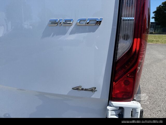 Furgone MERCEDES-BENZ Sprinter 319 4x4/SCHWINGSITZ/KAMERA/AHK3,50TO
