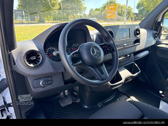 Furgone a tetto alto MERCEDES-BENZ Sprinter 319 4x4/SCHWINGSITZ/KAMERA/AHK3,50TO
