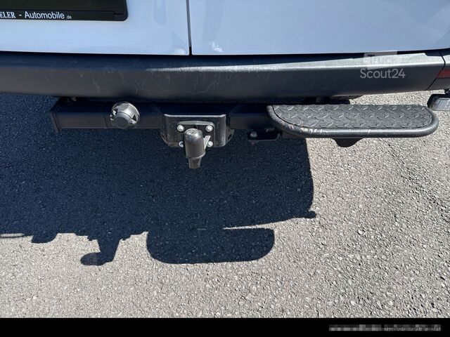 Furgone a tetto alto MERCEDES-BENZ Sprinter 319 4x4/SCHWINGSITZ/KAMERA/AHK3,50TO