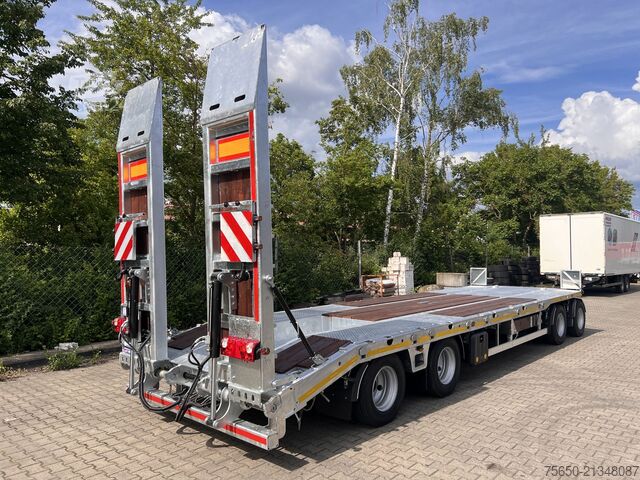 Lavtlaster tilhenger Möslein T4 VB H1 gerade  neuer 4 Achs Tieflader gerade hydraulischen Rampen