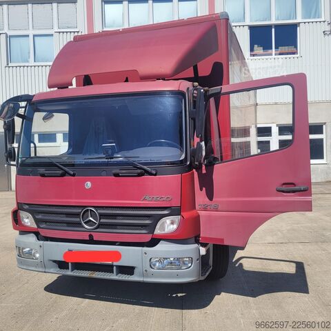 камион-фургон Mercedes-Benz Atego 1218 L
