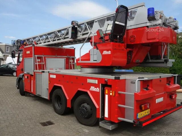 Plataforma elevadora DAF LF 250 METZ 30 meter
