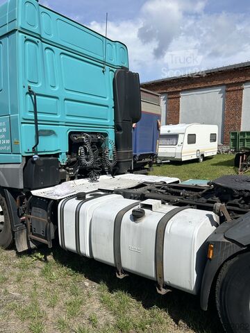 štandardný ťahač DAF XF 440
