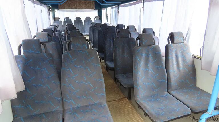 Mercedes-Benz 815 D 31 places! Manual injection Mercedes-Benz 815 D 31 places! Manual injection