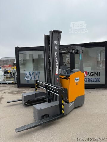 Carrello retrattile Jungheinrich ETV Q25