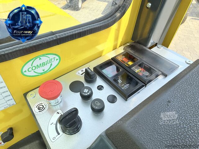 Vierwegvorkheftruck Combilift C3000 GAS TRIPLEX 6400 ONLY 953H CABIN