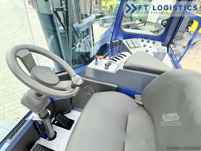 Wózek widłowy czterokierunkowy Combilift C4000 GAS TRIPLEX 5550 POSITIONER CABIN
