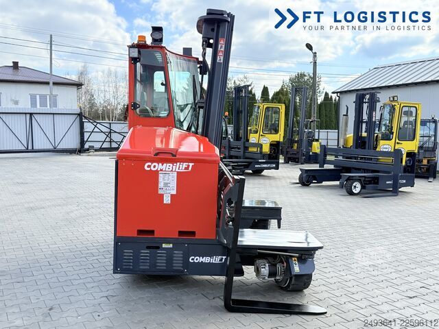Fireveis truck Combilift C3000ET TRIPLEX 5940 WIDE FORK POSITIONE