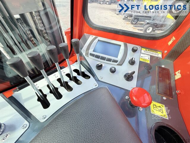 Fireveis truck Combilift C3000ET TRIPLEX 5940 WIDE FORK POSITIONE