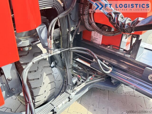 Fireveis truck Combilift C3000ET TRIPLEX 5940 WIDE FORK POSITIONE