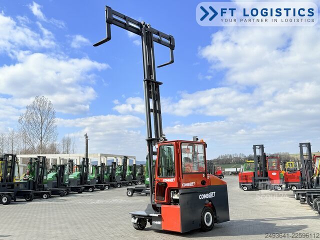 Fireveis truck Combilift C3000ET TRIPLEX 5940 WIDE FORK POSITIONE