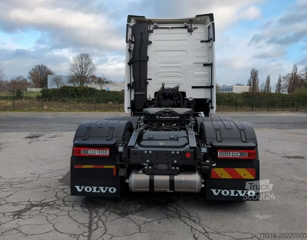 Tracteur routier standard Volvo FH 540