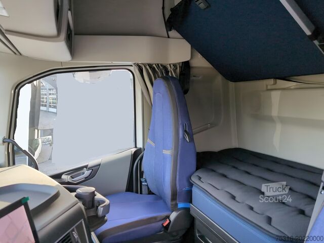 Tracteur routier standard Volvo FH 540