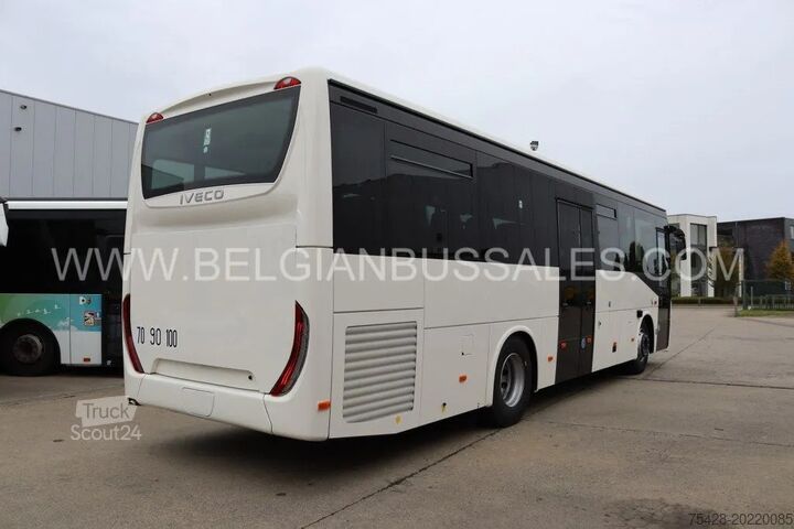 Intercitybus Iveco Crossway 10.7m/ Manual / Lift