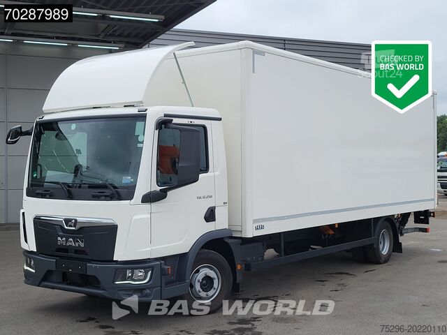 Gesloten bak MAN TGL 12.250 4X2 Low Mileage! 1500kg Ladebordwand...