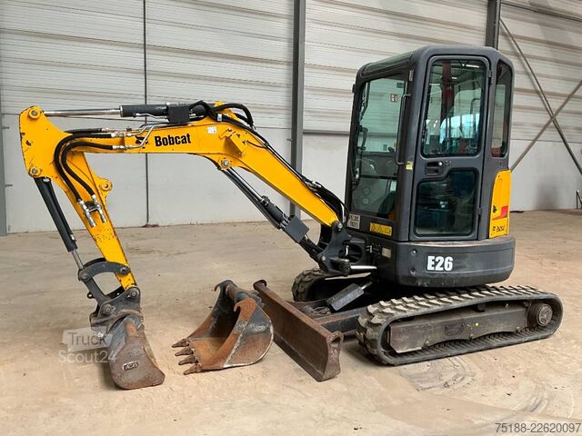 Minibagr Bobcat E 26