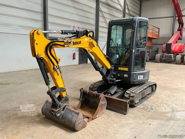 Minibagr Bobcat E 26