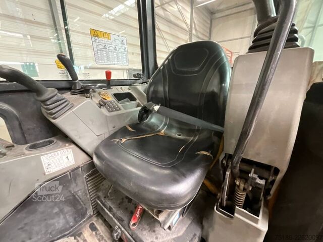 Minibagr Bobcat E 26