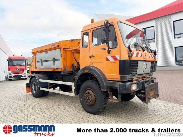Vrachtwagenchassis Mercedes-Benz NG 1928 A 4x4, V8-Motor, Winterdienstaustattung