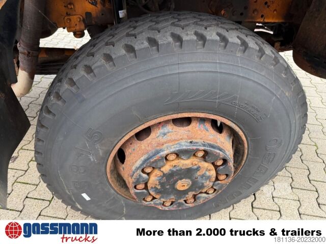 Vrachtwagenchassis Mercedes-Benz NG 1928 A 4x4, V8-Motor, Winterdienstaustattung