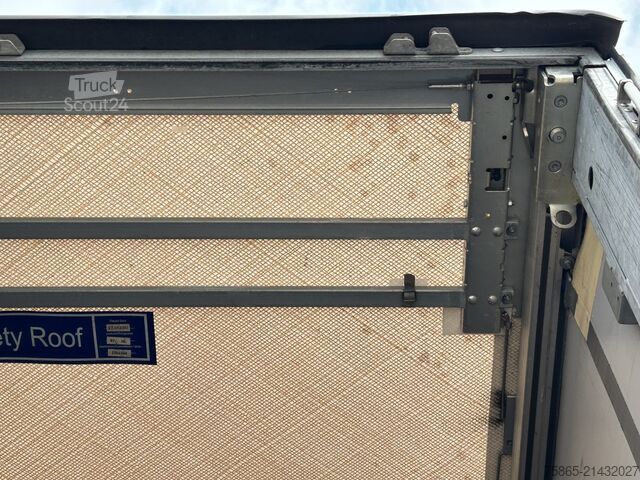 Presenninger, der kan skubbes Schmitz Cargobull SCB S3T / Schuifzeil / Kooi Aap / Lift + Stuura...