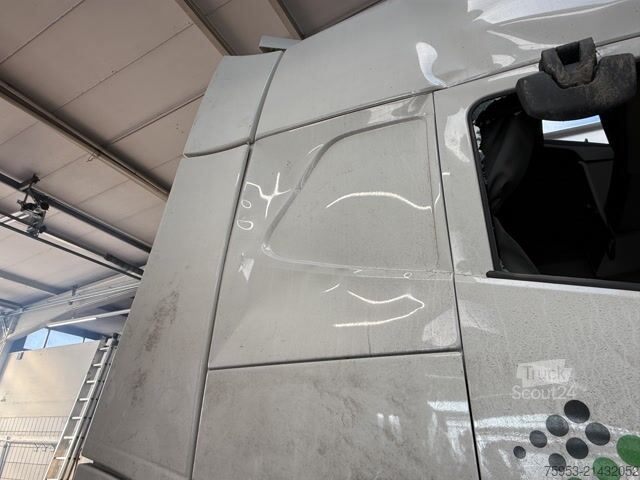 Standard trækkerunit Volvo FH 500 Globetrotter XL Hydraulik Unfall