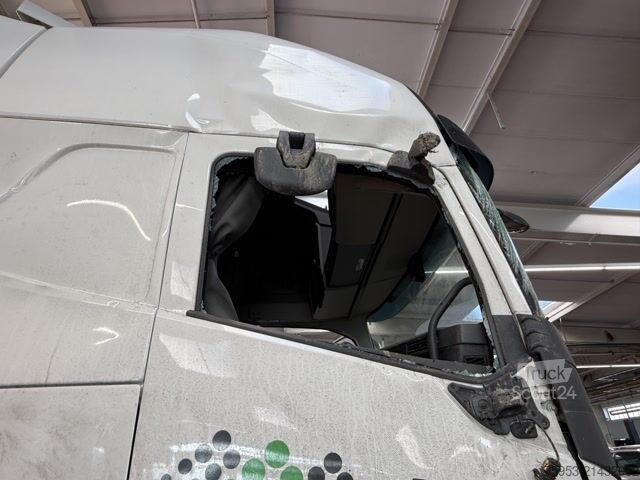 Standard trækkerunit Volvo FH 500 Globetrotter XL Hydraulik Unfall