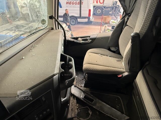 Standard trækkerunit Volvo FH 500 Globetrotter XL Hydraulik Unfall