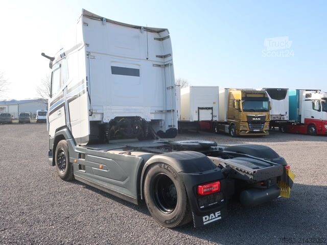 Standard trækkerunit DAF XG+ 530 FT Intarder Leder Navigation LED