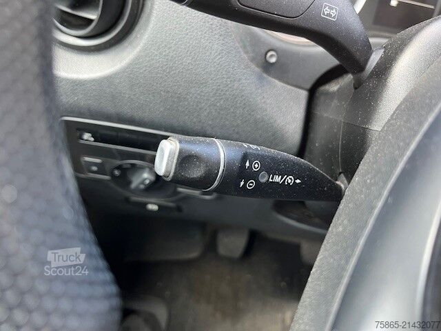 Fourgon tôlé Mercedes-Benz Vito 109 CDI Lang / Injectors defect / Airco / ...