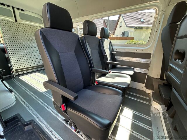 Minibüs VW CRAFTER 6 SITZER KLIMAAUTO. ACC NAVI KAMERA PDC