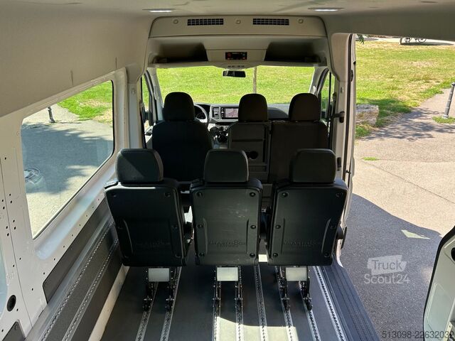 Minibüs VW CRAFTER 6 SITZER KLIMAAUTO. ACC NAVI KAMERA PDC