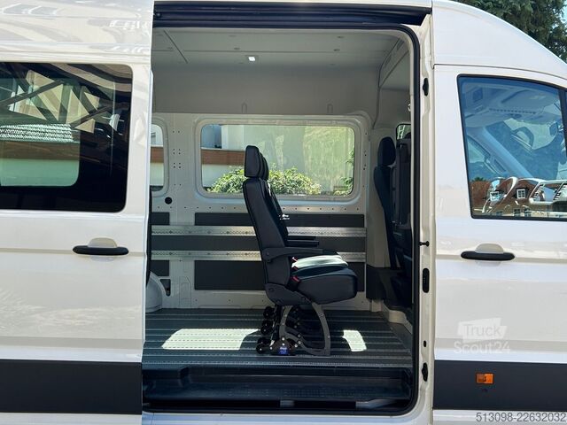Minibüs VW CRAFTER 6 SITZER KLIMAAUTO. ACC NAVI KAMERA PDC