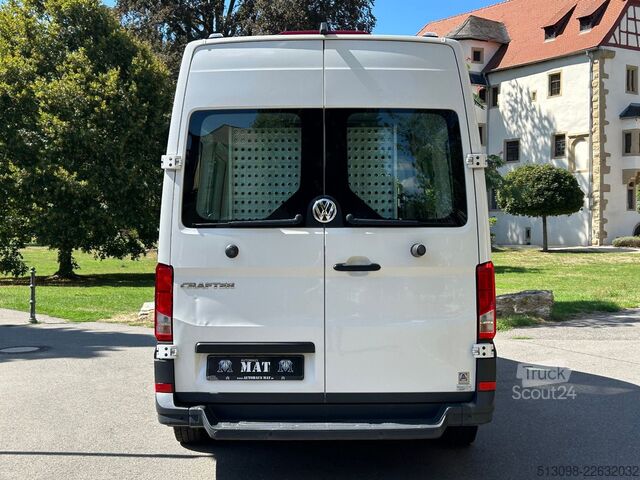 Minibüs VW CRAFTER 6 SITZER KLIMAAUTO. ACC NAVI KAMERA PDC