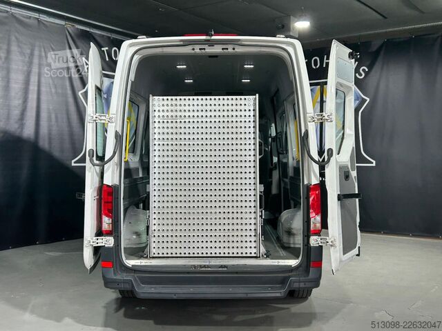 Minibüs VW CRAFTER 8 SITZER KLIMAAUTO. ACC NAVI KAMERA PDC