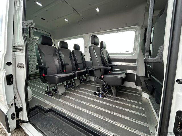 Minibüs VW CRAFTER 8 SITZER KLIMAAUTO. ACC NAVI KAMERA PDC