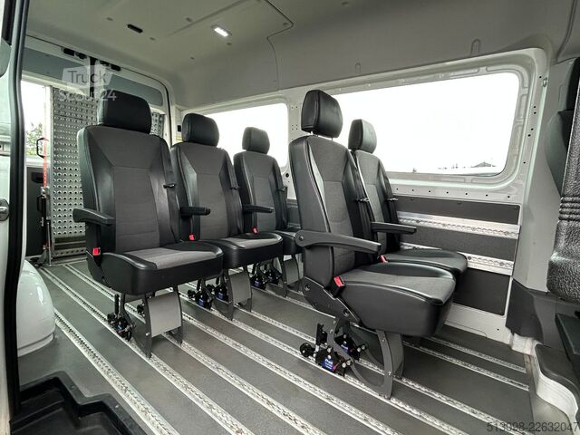Minibüs VW CRAFTER 8 SITZER KLIMAAUTO. ACC NAVI KAMERA PDC