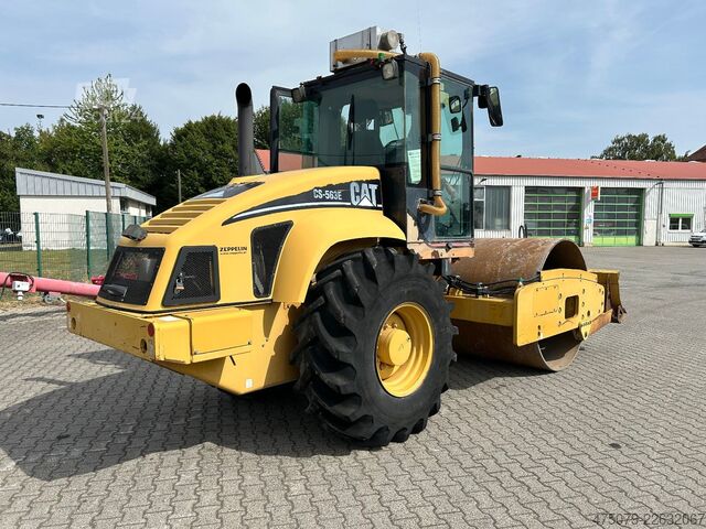مدحلة أسطوانة واحدة CATERPILLAR CS - 563 E / Walzenzug / 6 Zylinder / Planiersch