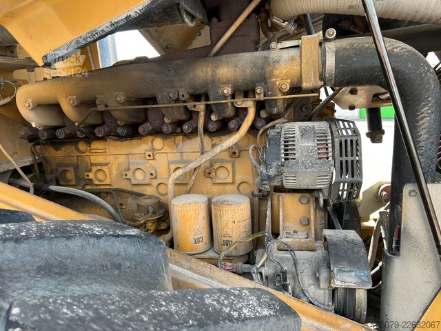 مدحلة أسطوانة واحدة CATERPILLAR CS - 563 E / Walzenzug / 6 Zylinder / Planiersch
