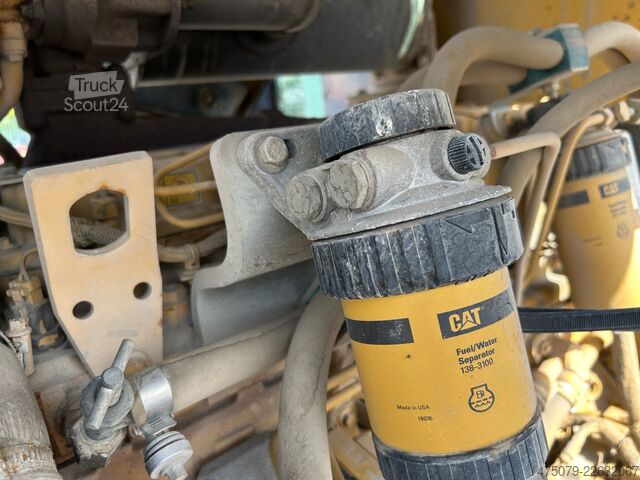 مدحلة أسطوانة واحدة CATERPILLAR CS - 563 E / Walzenzug / 6 Zylinder / Planiersch