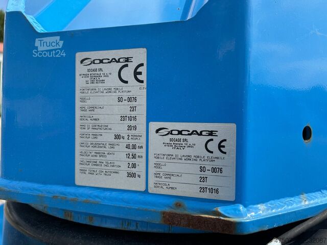Piattaforma aerea montata su camion IVECO Daily 35-12 / Socage 23 T + Funk / HomeButton