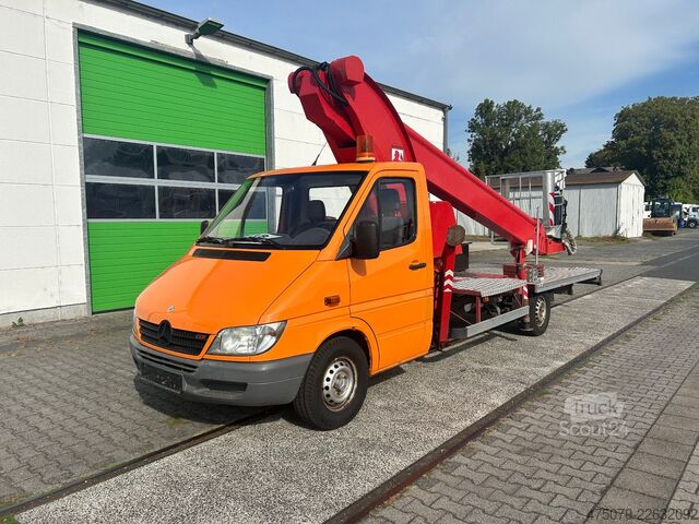 Radna platforma montirana na kamionu MERCEDES-BENZ Spinter 311 / Teupen EURO B 25 T
