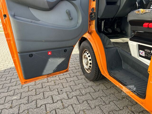 Radna platforma montirana na kamionu MERCEDES-BENZ Spinter 311 / Teupen EURO B 25 T